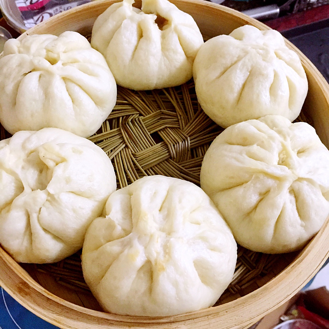 超香多汁肉包