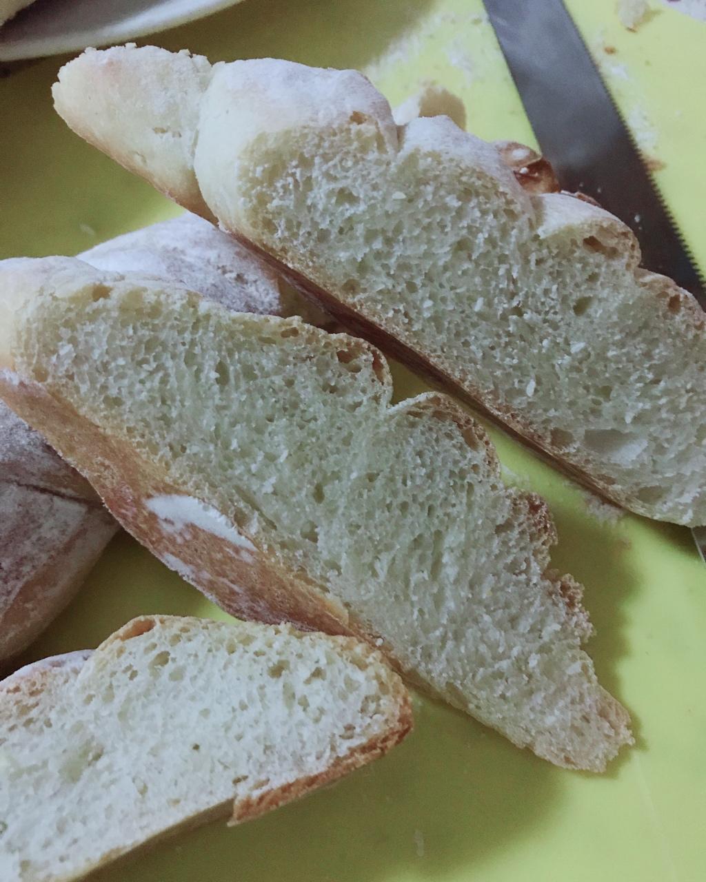免揉意大利拖鞋面包ciabatta（吐血整理史上最全藤田千秋免揉欧包制作心得）