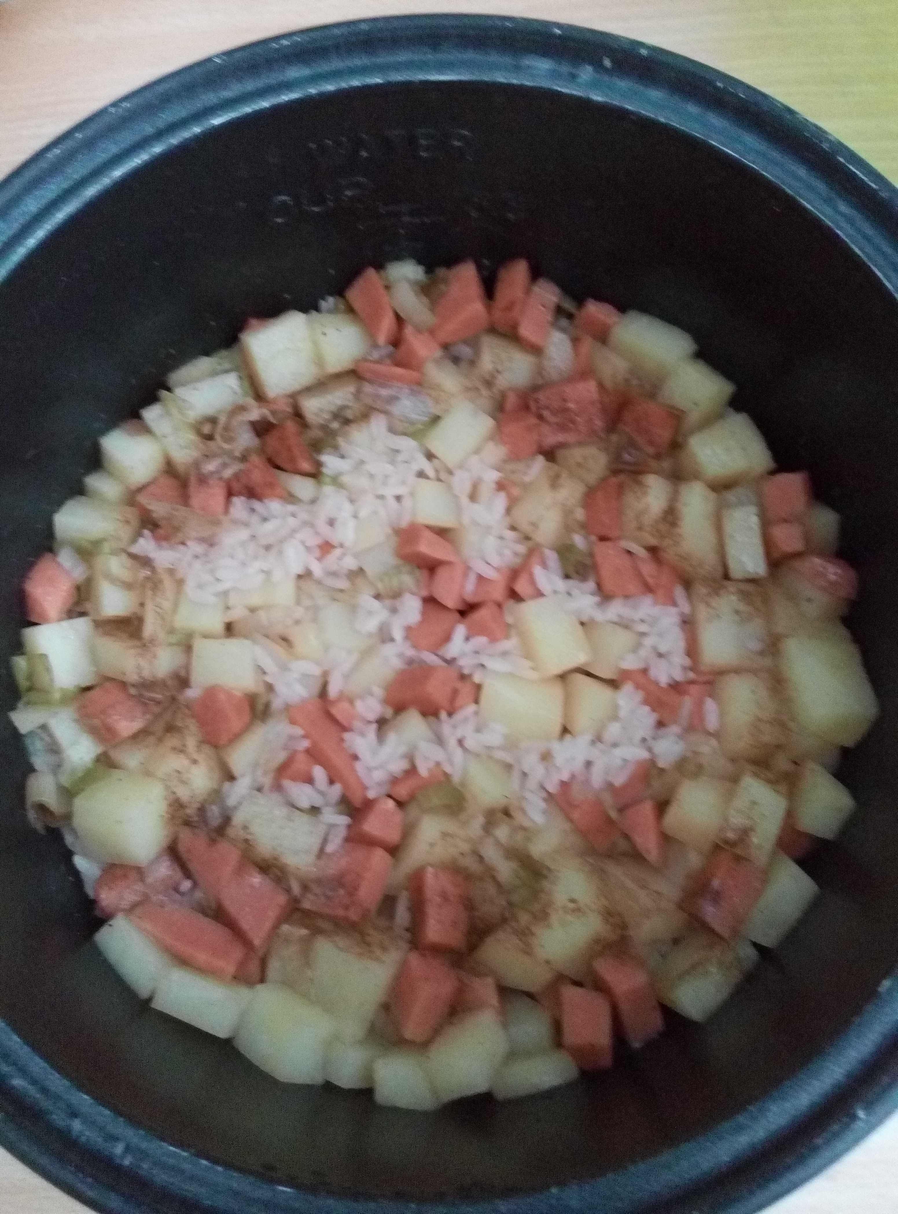 土豆培根香肠闷饭
