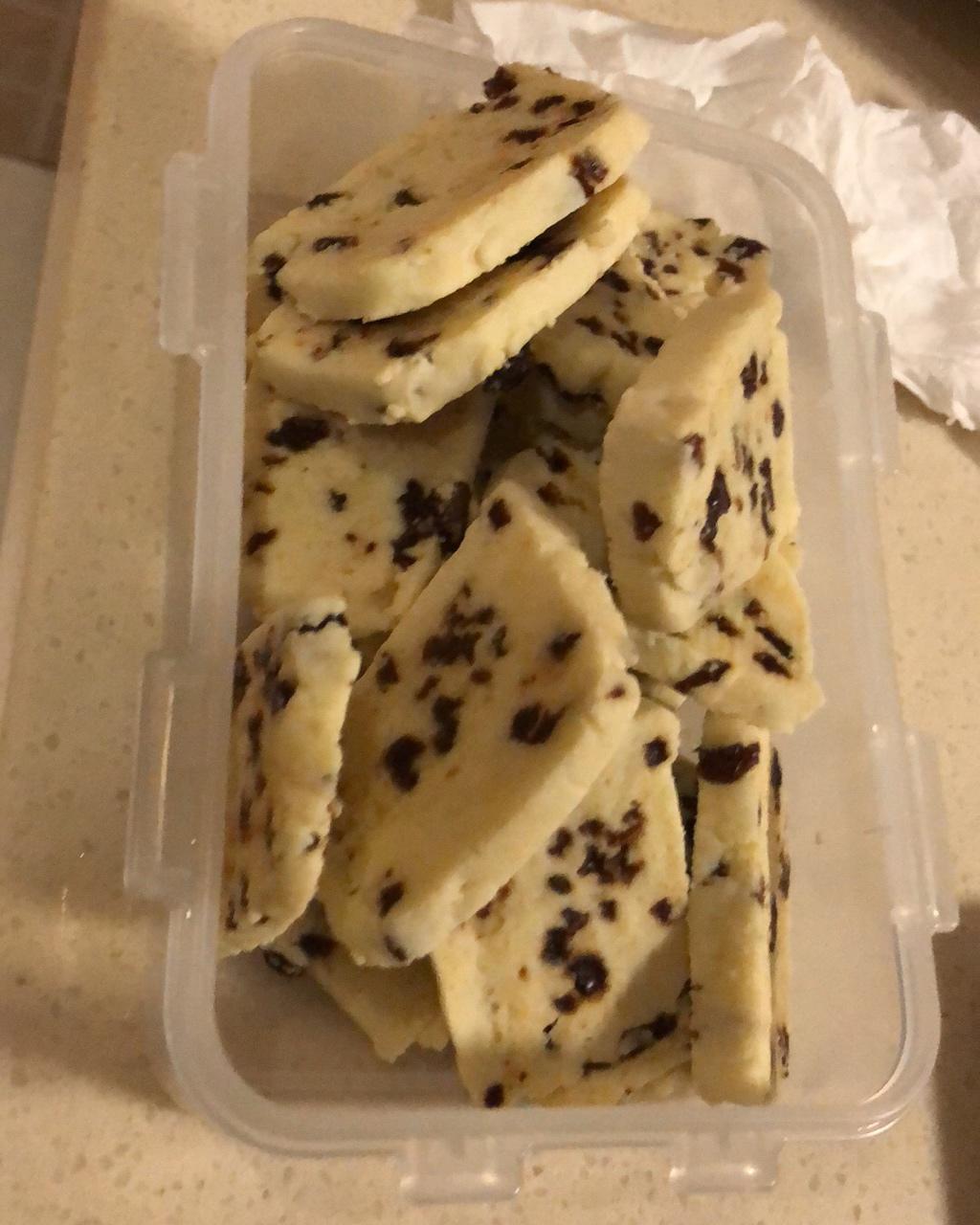 新手起步超简单黄油饼干（葡萄干/抹茶口味）