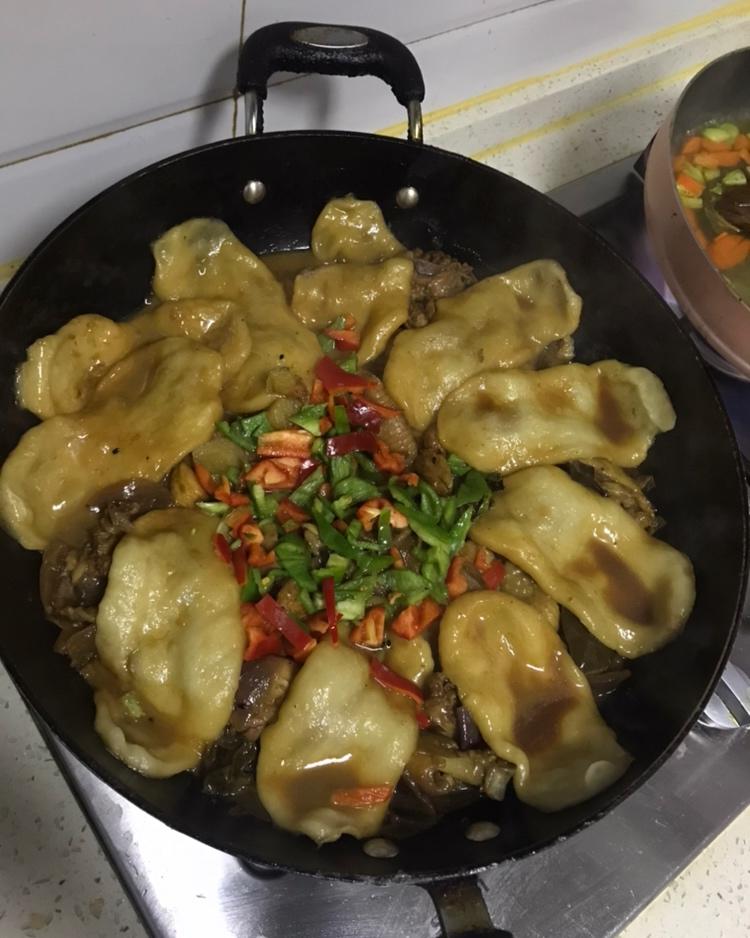 地锅鸡+自制红油【曼食慢语】