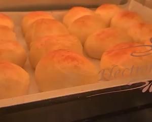 淡奶油软面包的做法 步骤10