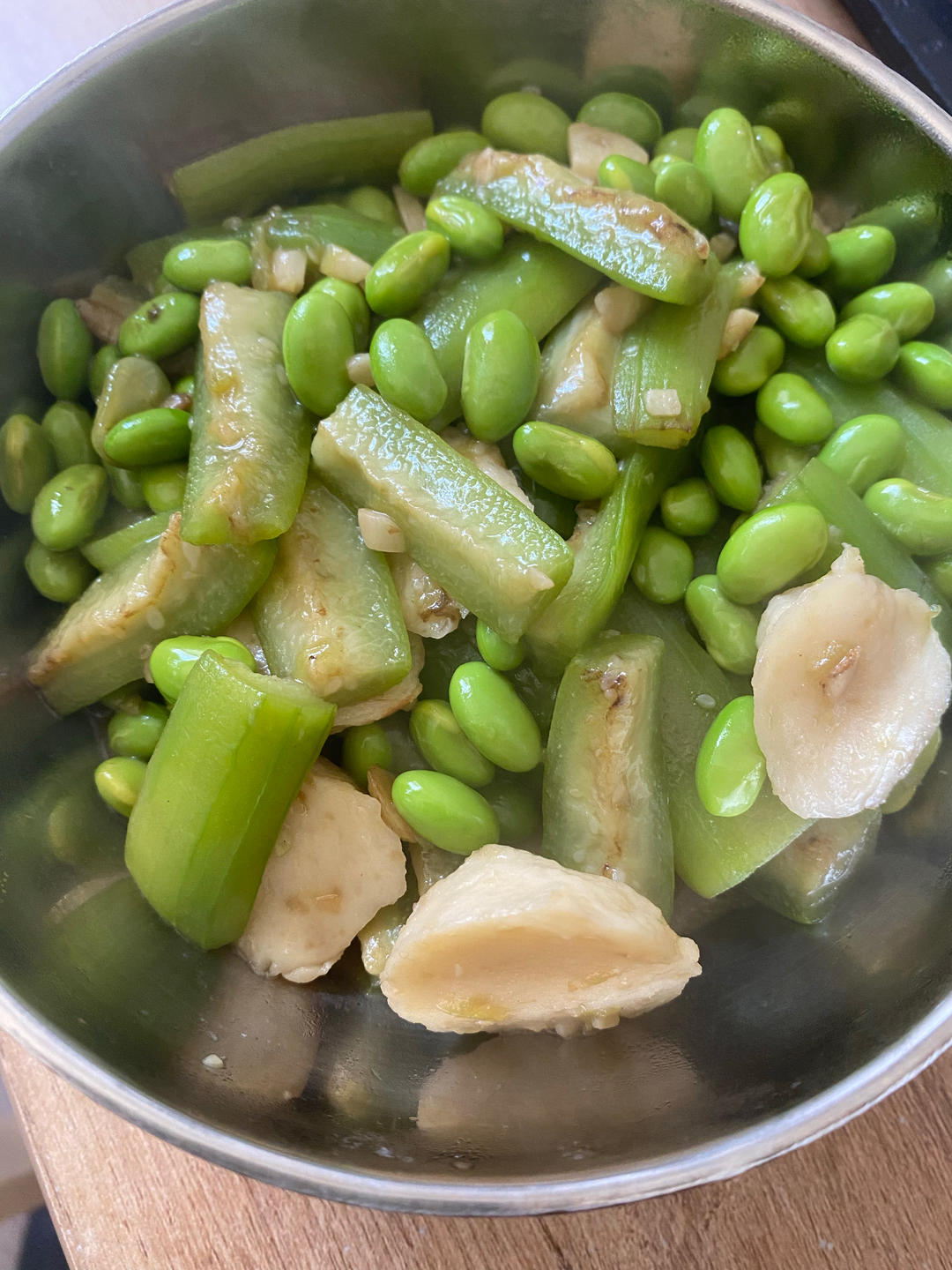 炒毛豆丝瓜
