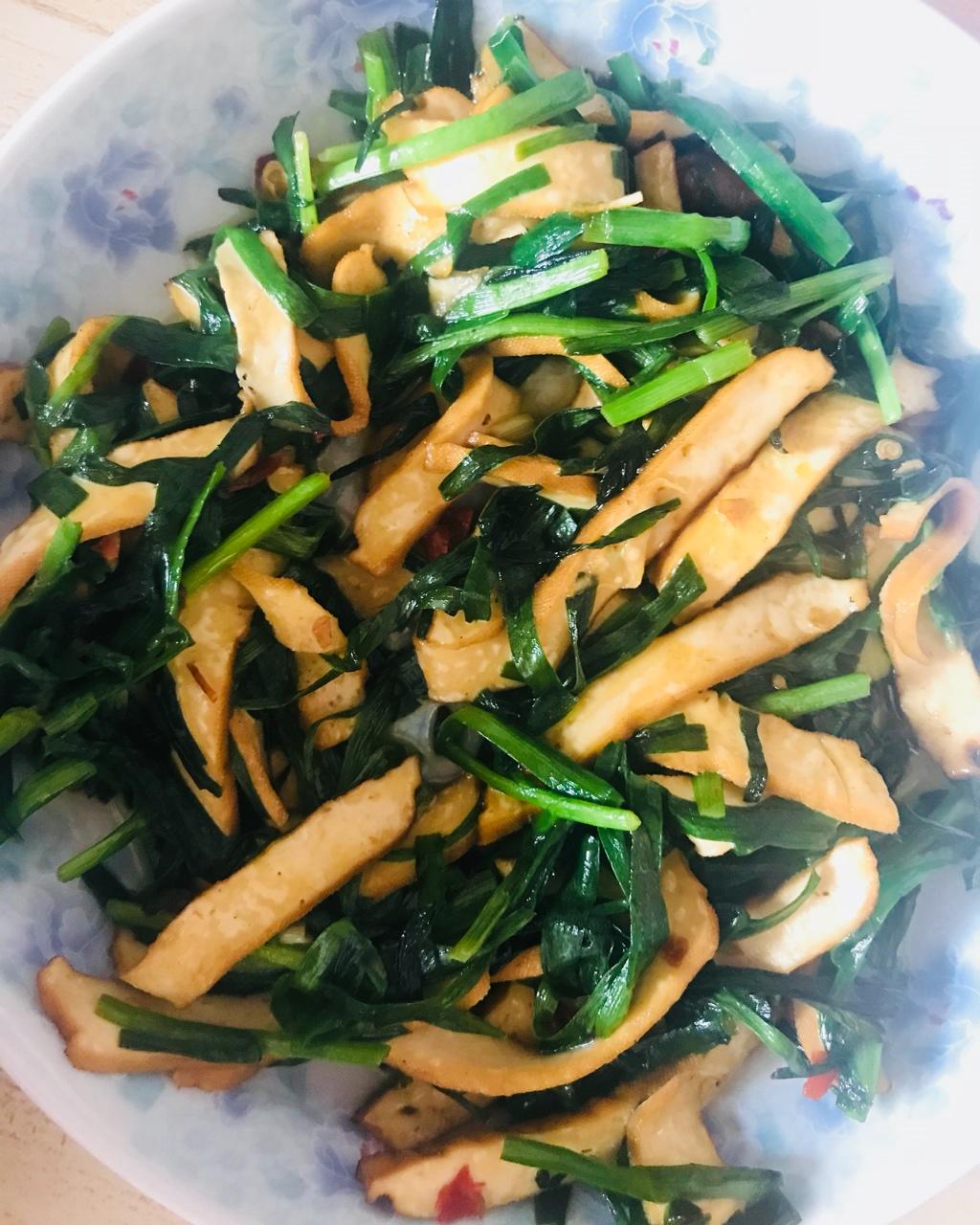 低脂营养的韭菜炒香干