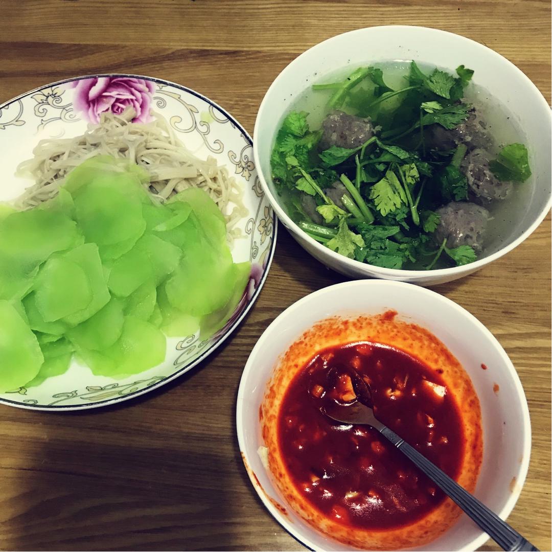 凉拌酸辣红薯三丝【健康一锅端】