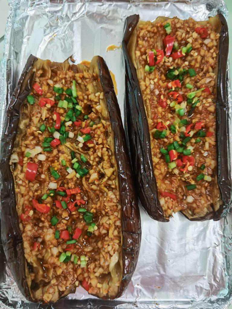 CC招牌菜销魂烤茄子，百吃不厌！