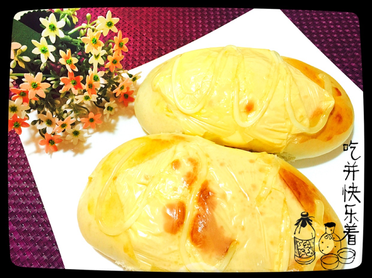 肉松芝士面包