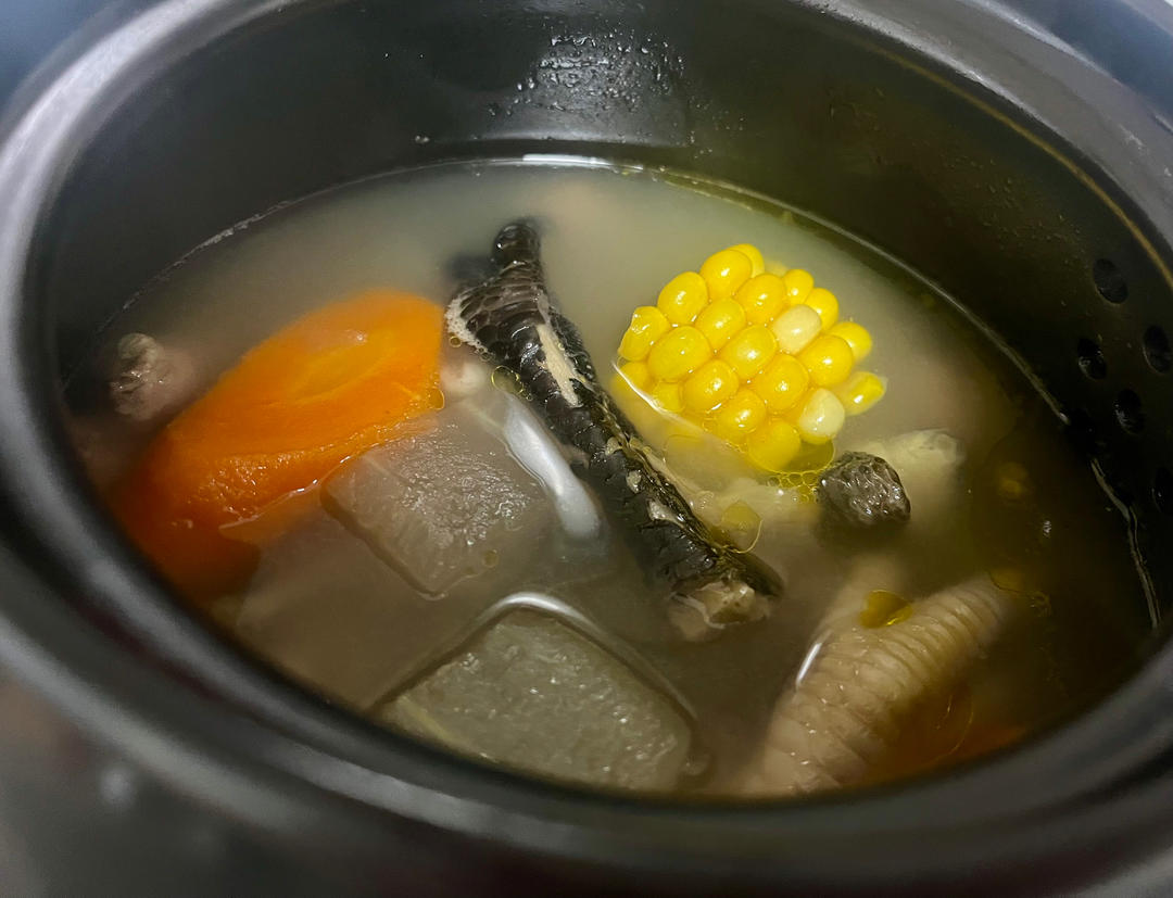 鸡脚薏米冬瓜汤