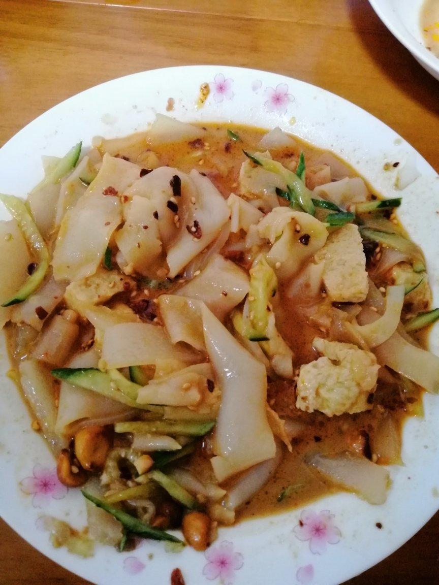 凉皮-家庭自制（告诉你自己做更劲道的秘诀）