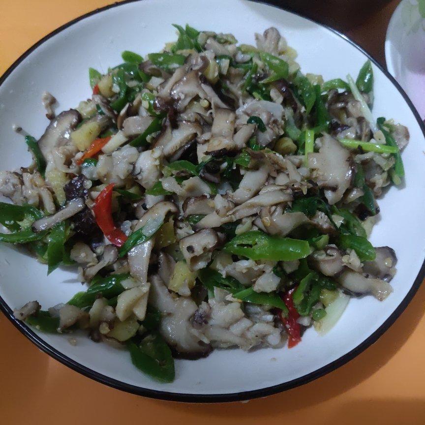 厨师长教你：“泡椒牛蛙”的家常做法，色香味俱全，赶紧收藏