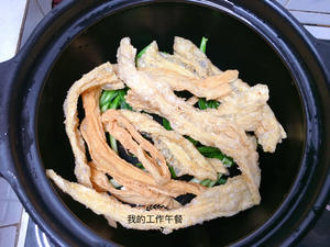 广式支竹羊腩煲!超详细的做法,很多大厨都这么做,天冷吃太爽了的做法 步骤4
