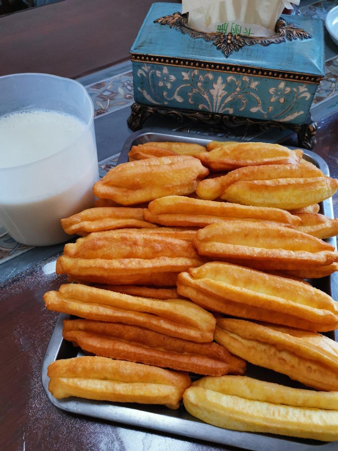 家庭版小油条的做法