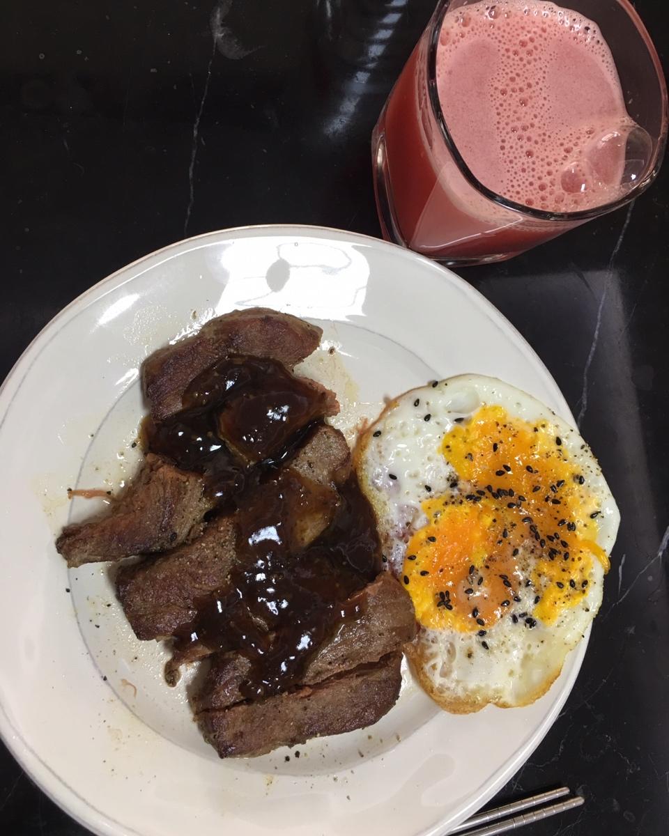 香煎西冷牛排
