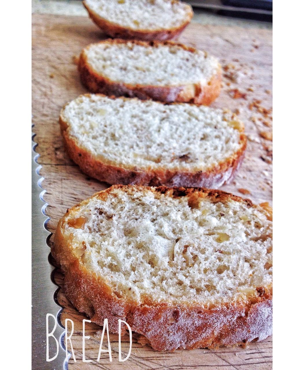 葡萄软欧（仿原麦山丘）Milk flavored bread filled with raisins and butter