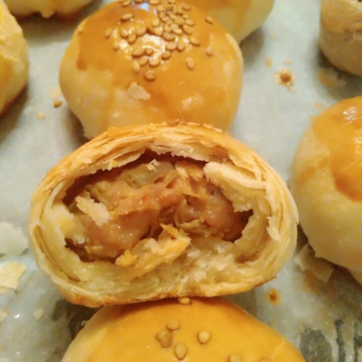 泳式鲜肉榨菜月饼