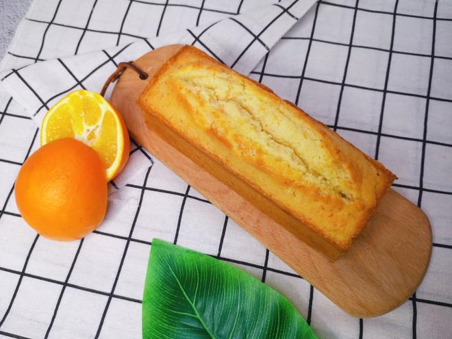 新手必学的香橙磅蛋糕，比戚风简单多了，真的超级好吃的做法