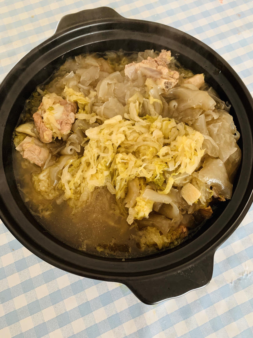 和东北人学炖酸菜排骨