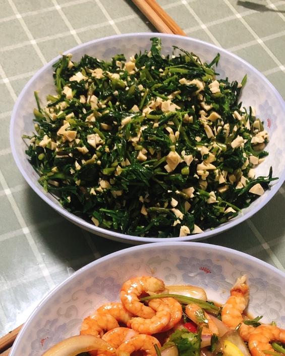 马兰头拌香干