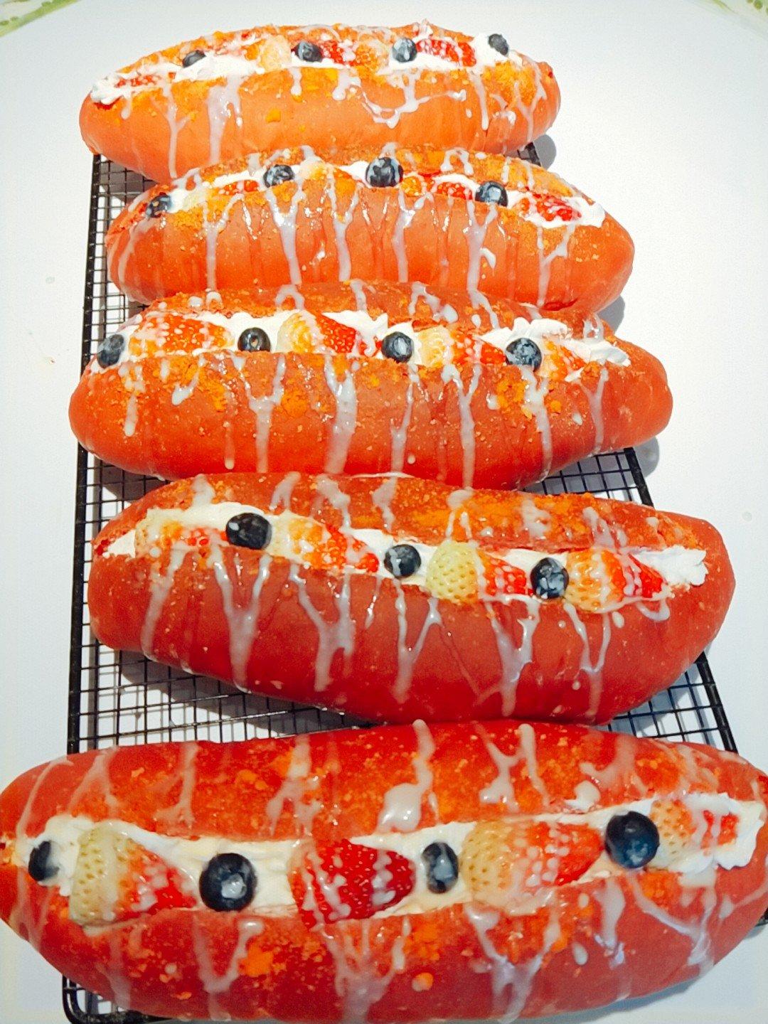 草莓🍓奥利奥魔法棒面包