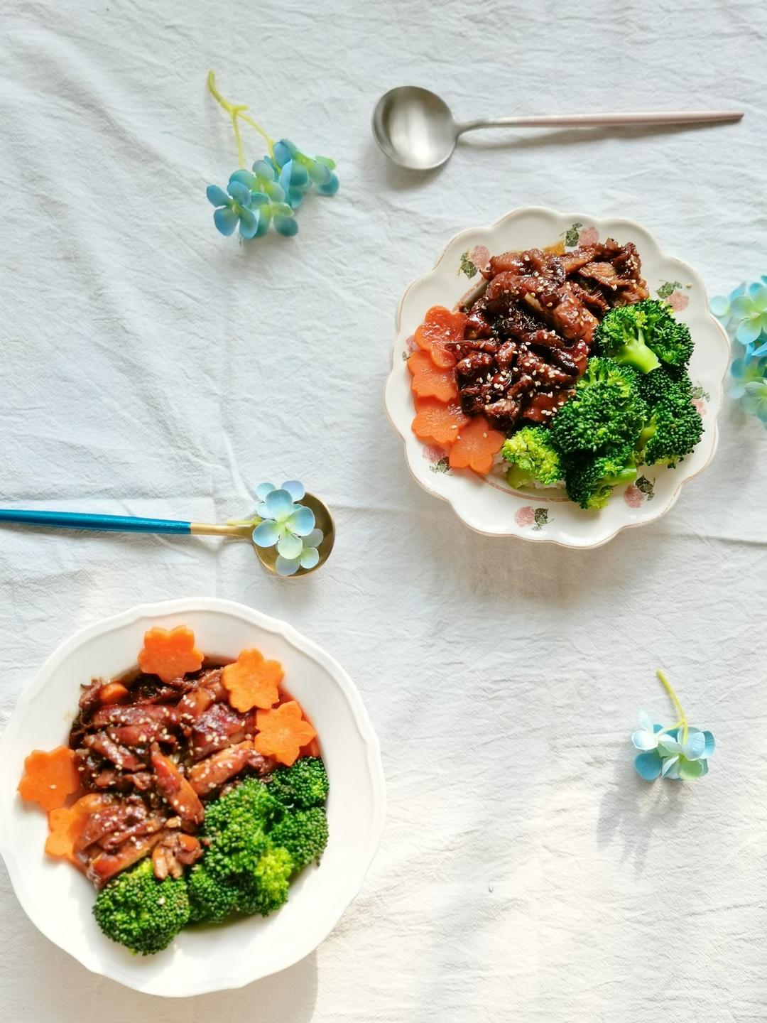 照烧鸡腿饭