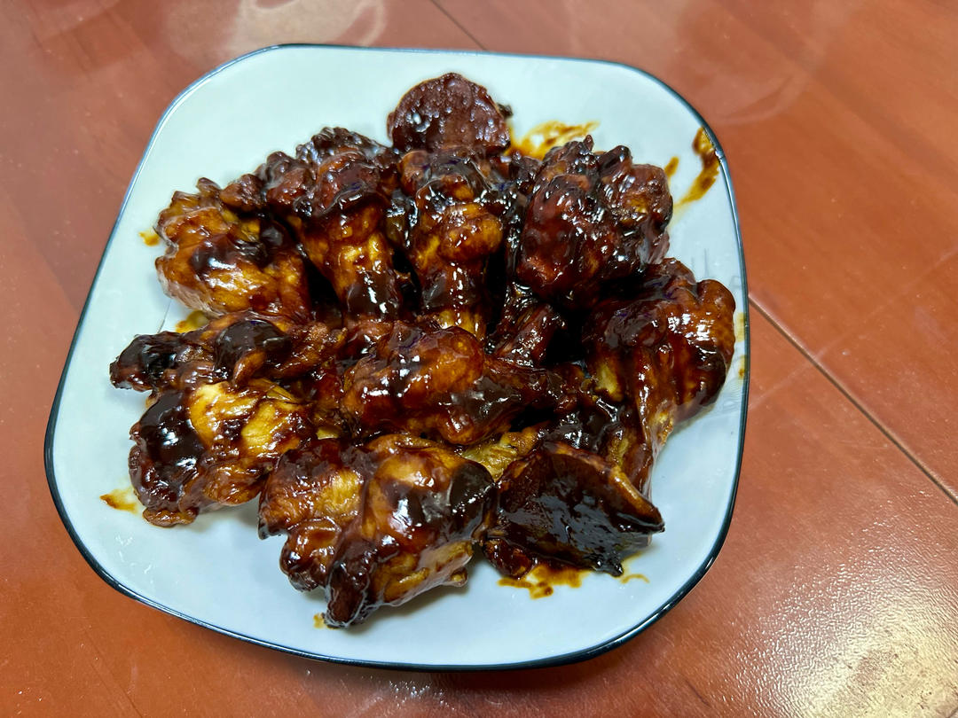 小美红烧鸡翅根