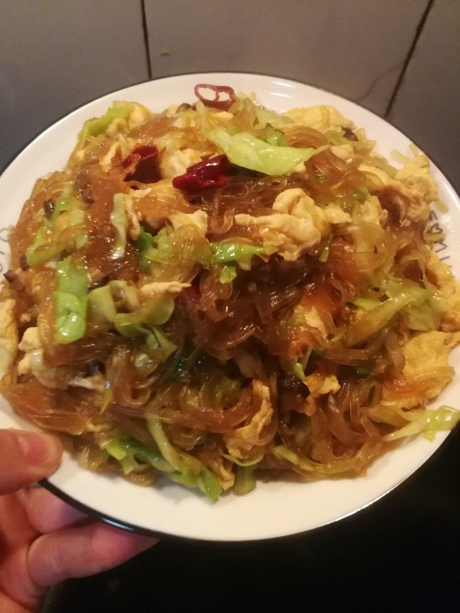 包菜炒粉丝