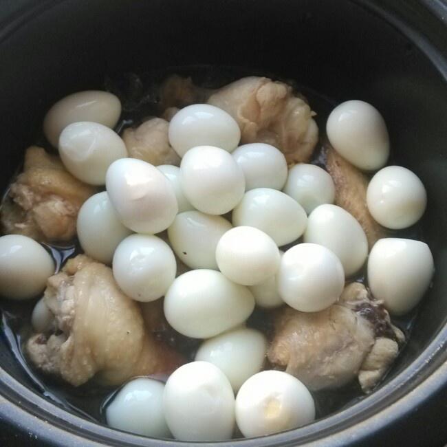 电饭锅版卤鸡翅鹌鹑蛋的做法 步骤6