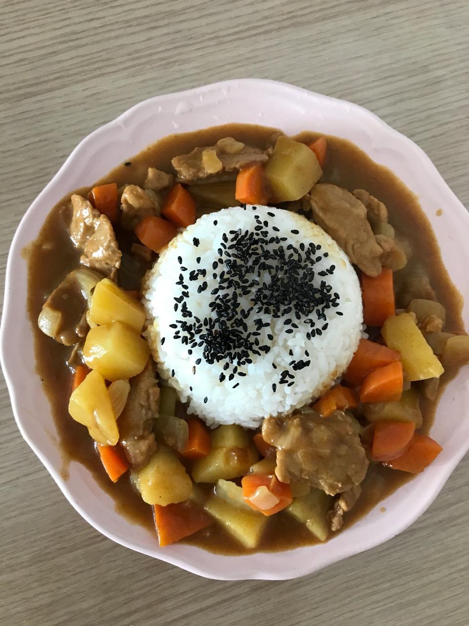 棉花糖ng7f做的咖喱拌饭