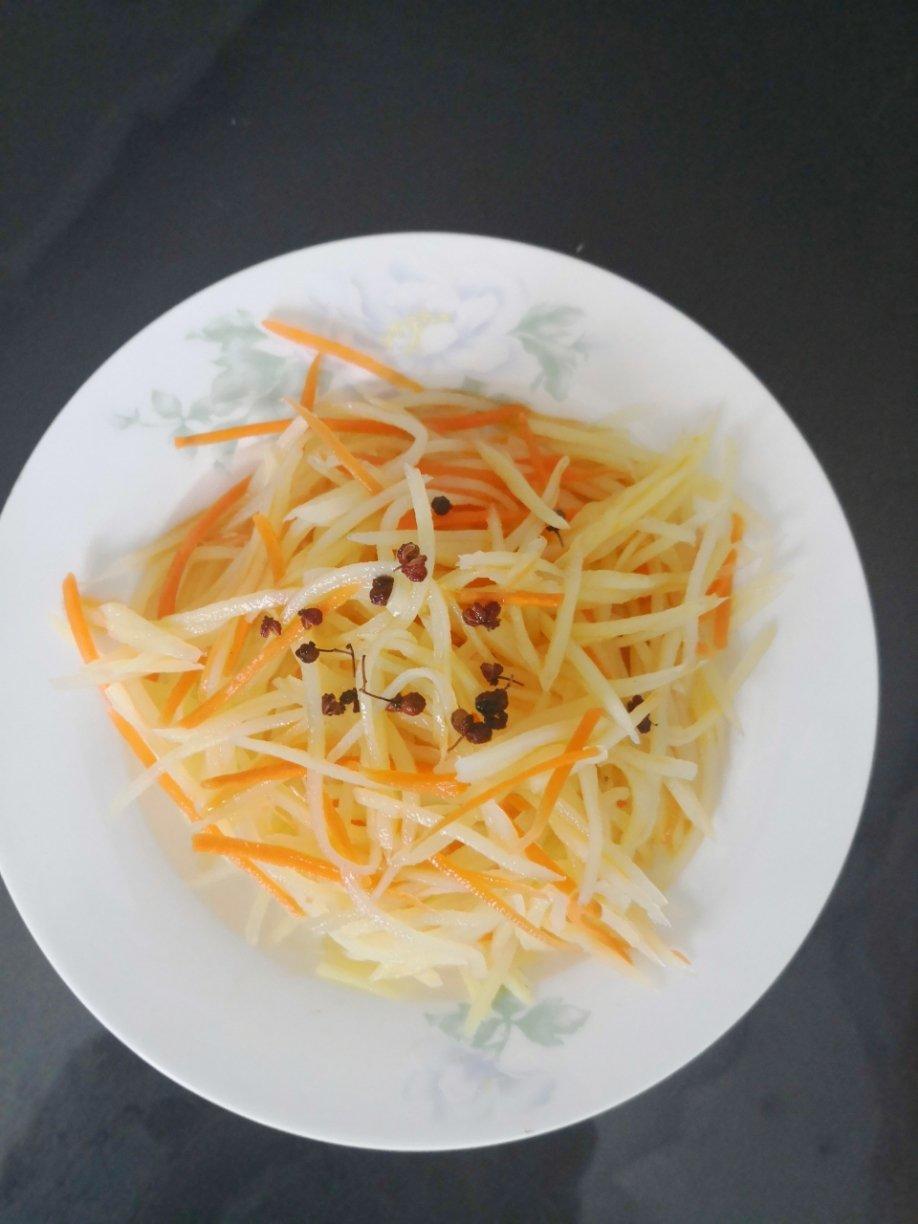 凉拌土豆丝