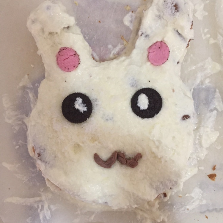椰蓉小兔子奶油蛋糕
