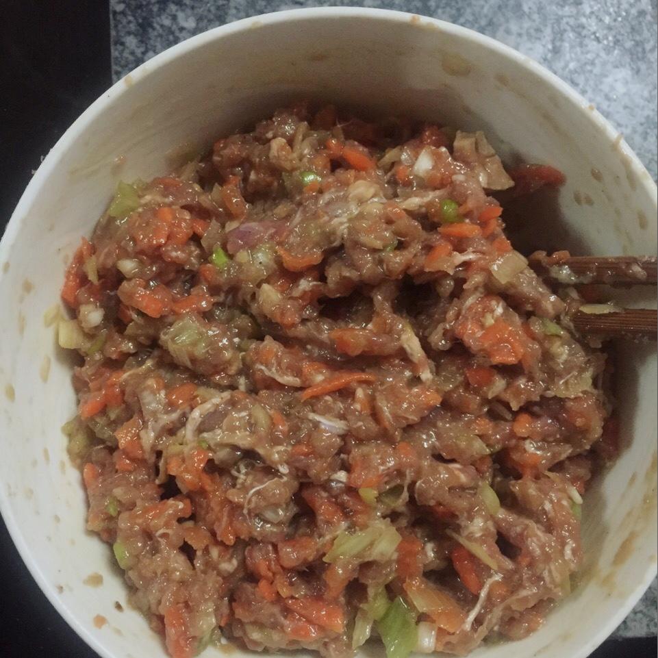 羊肉胡萝卜饺子