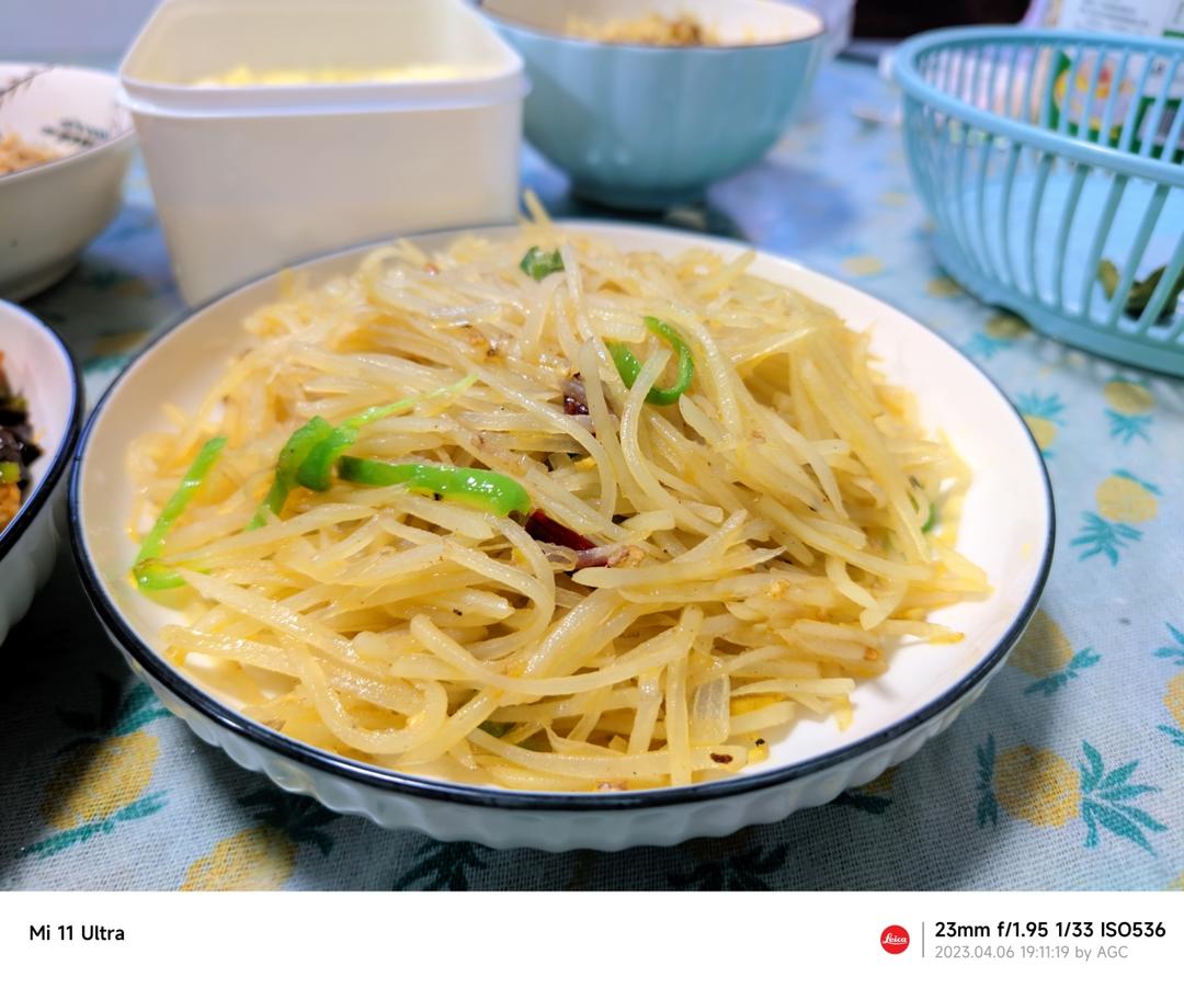 酸辣土豆丝的家常做法 超级下饭