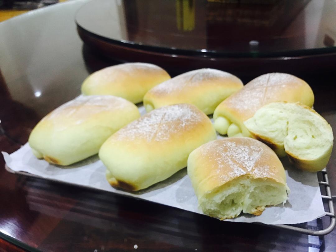 牛奶面包