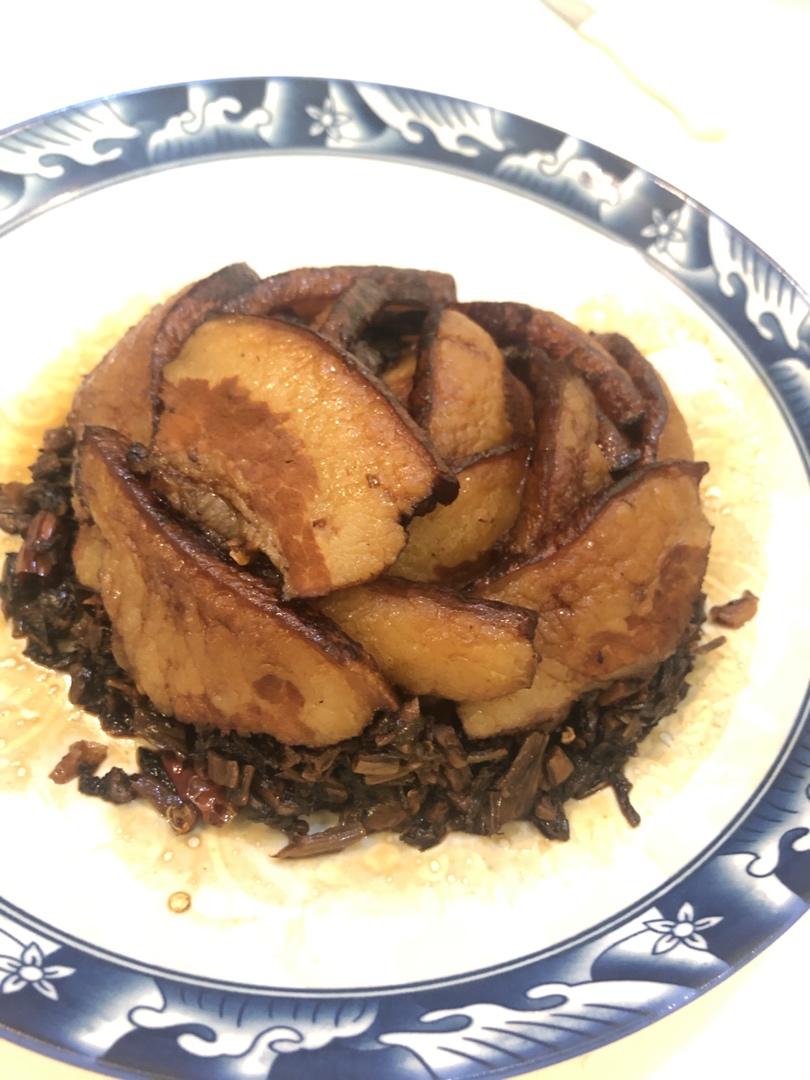 厨师长教你：“咸烧白”的正宗做法，一看就有食欲