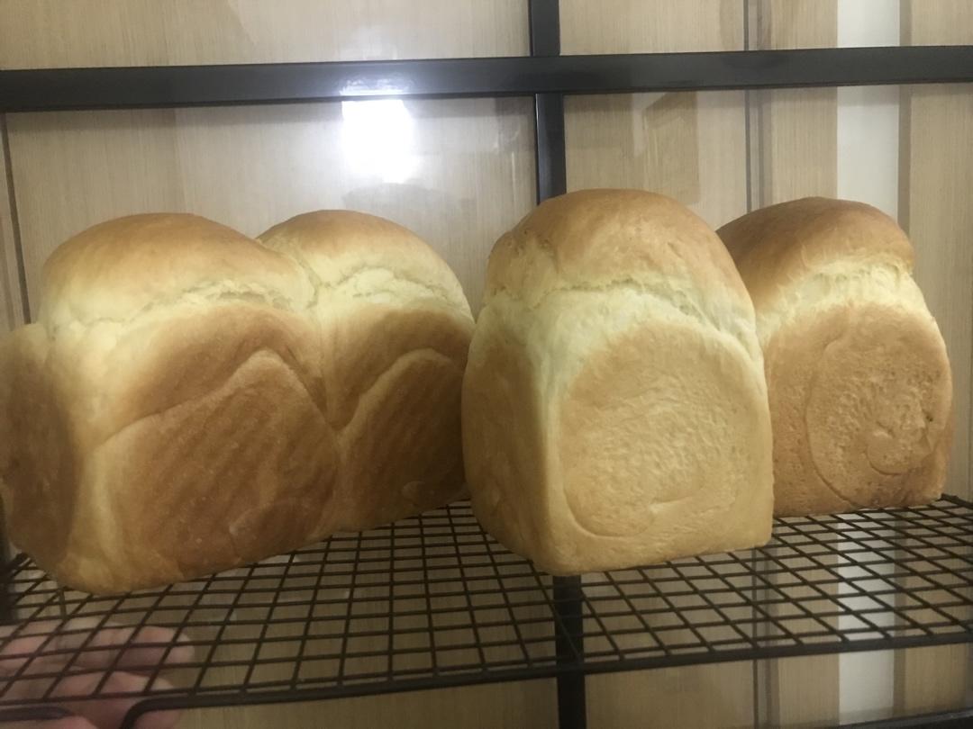 【小高姐】早餐白面包 极简主义的手工面包