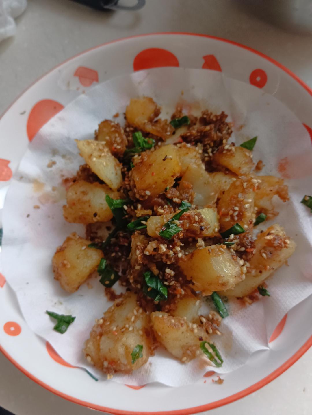 恩施小土豆|香煎土豆有小吃摊那味儿了！