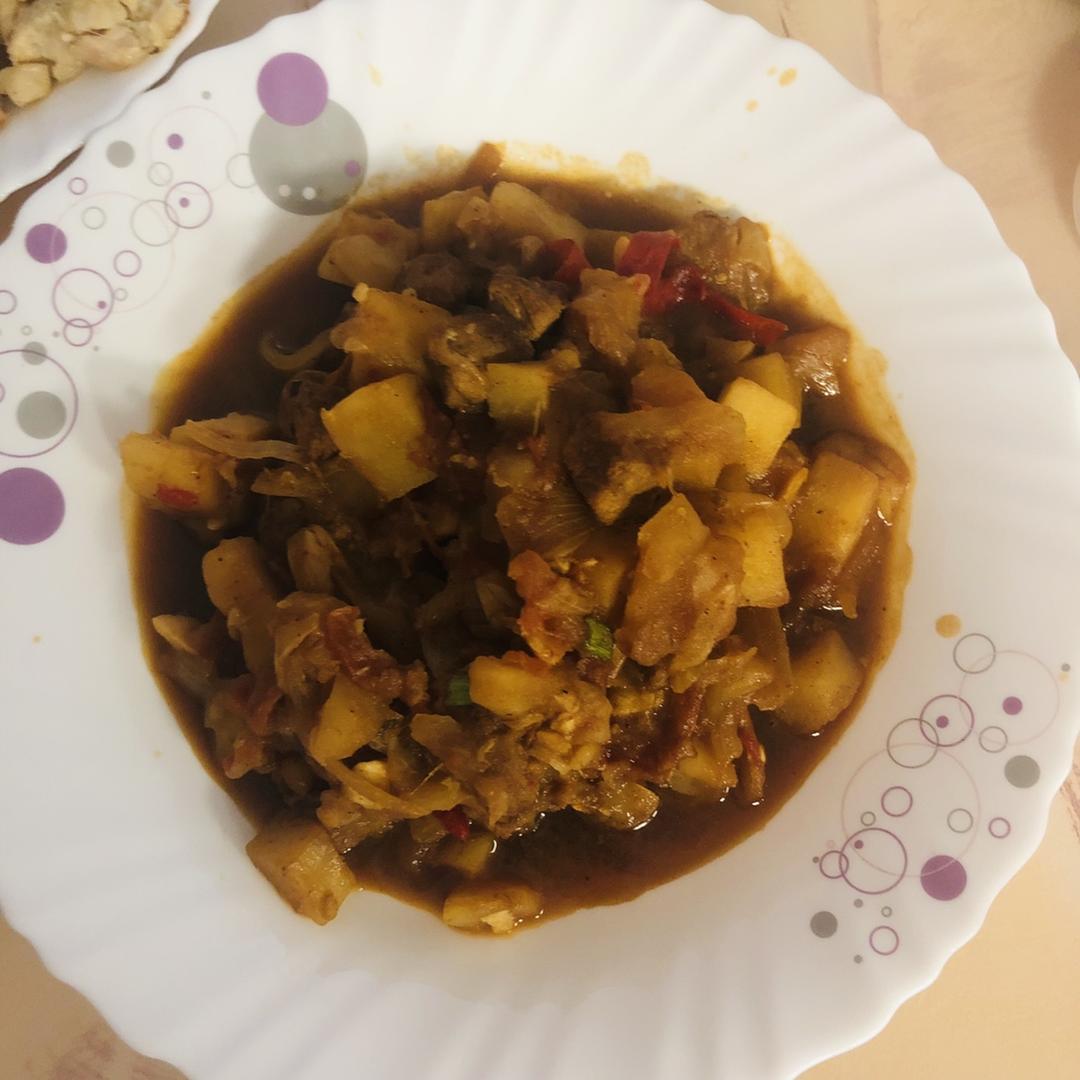 红烧牛肉土豆 （独家秘制）