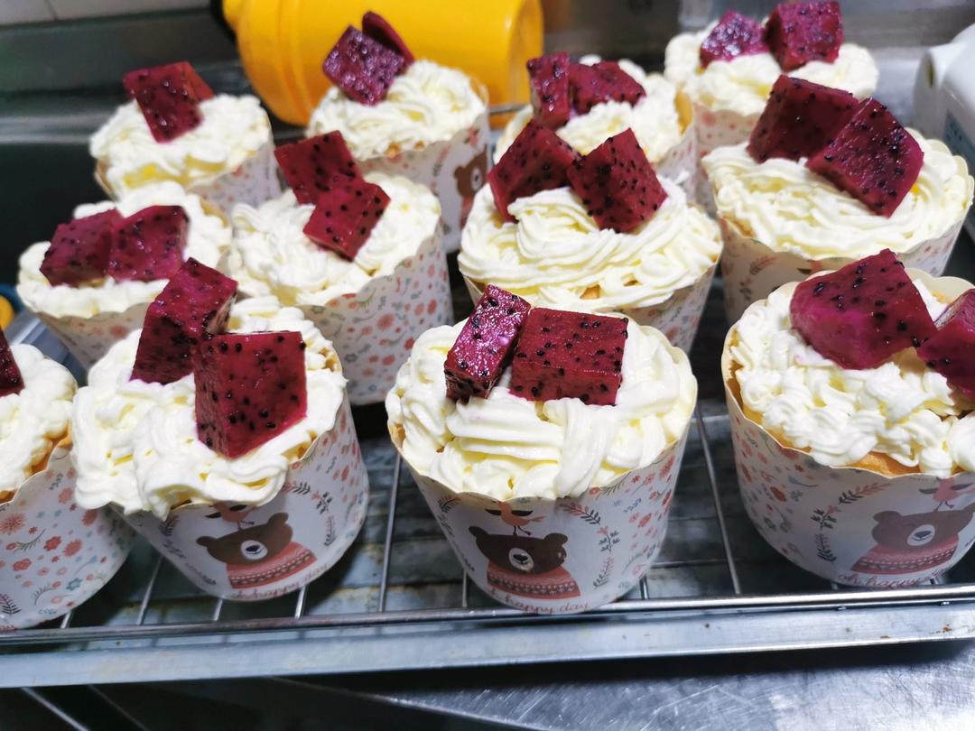 淡奶油的打发全过程，新手100%成功