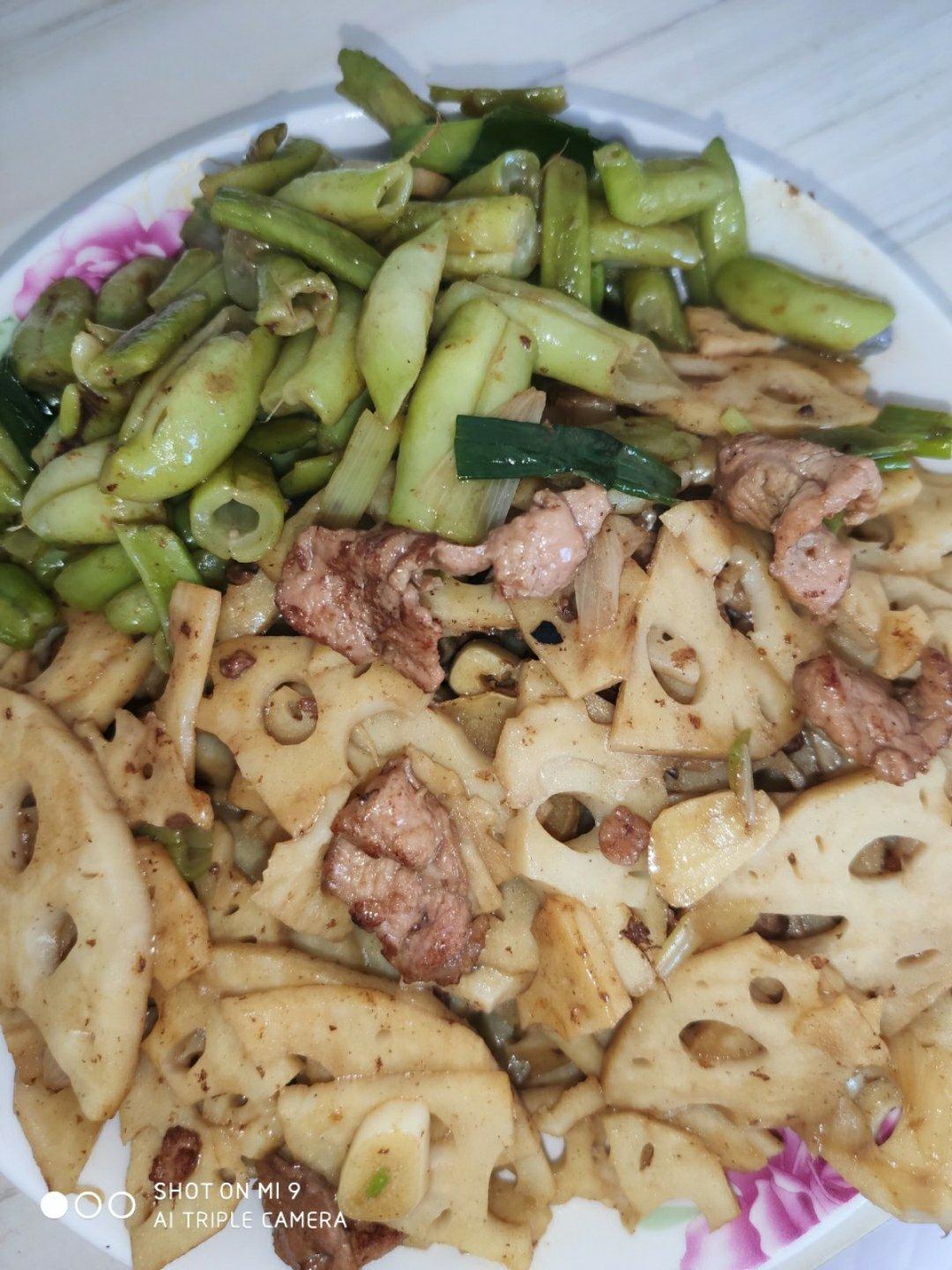 莲藕木耳炒肉片