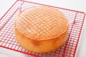 超详细制作全蛋打发法海绵蛋糕pâte à génoise的做法 步骤17