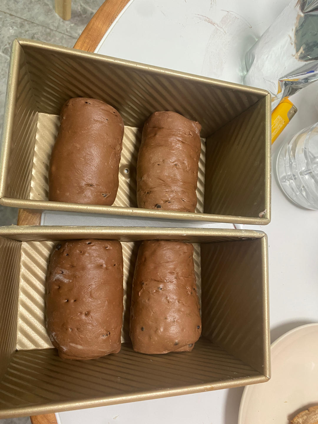 不放巧克力的吐司怎么能叫「巧克力吐司」呢？