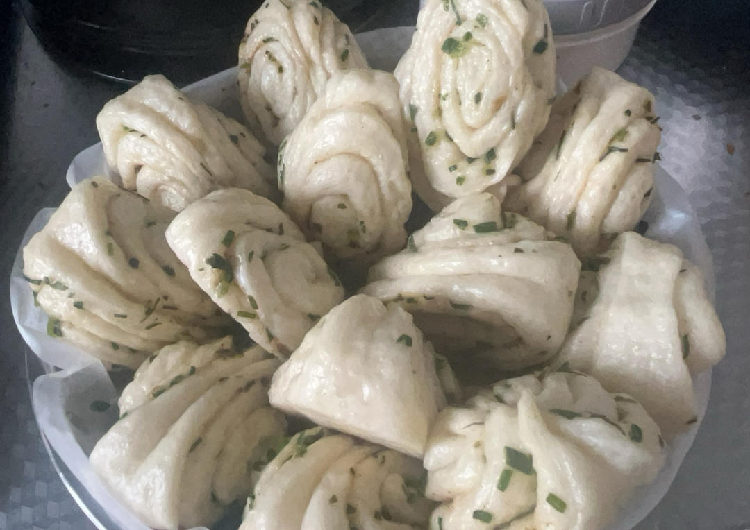 🌺椒盐葱香花卷🌺（操作简单，好吃又好看）