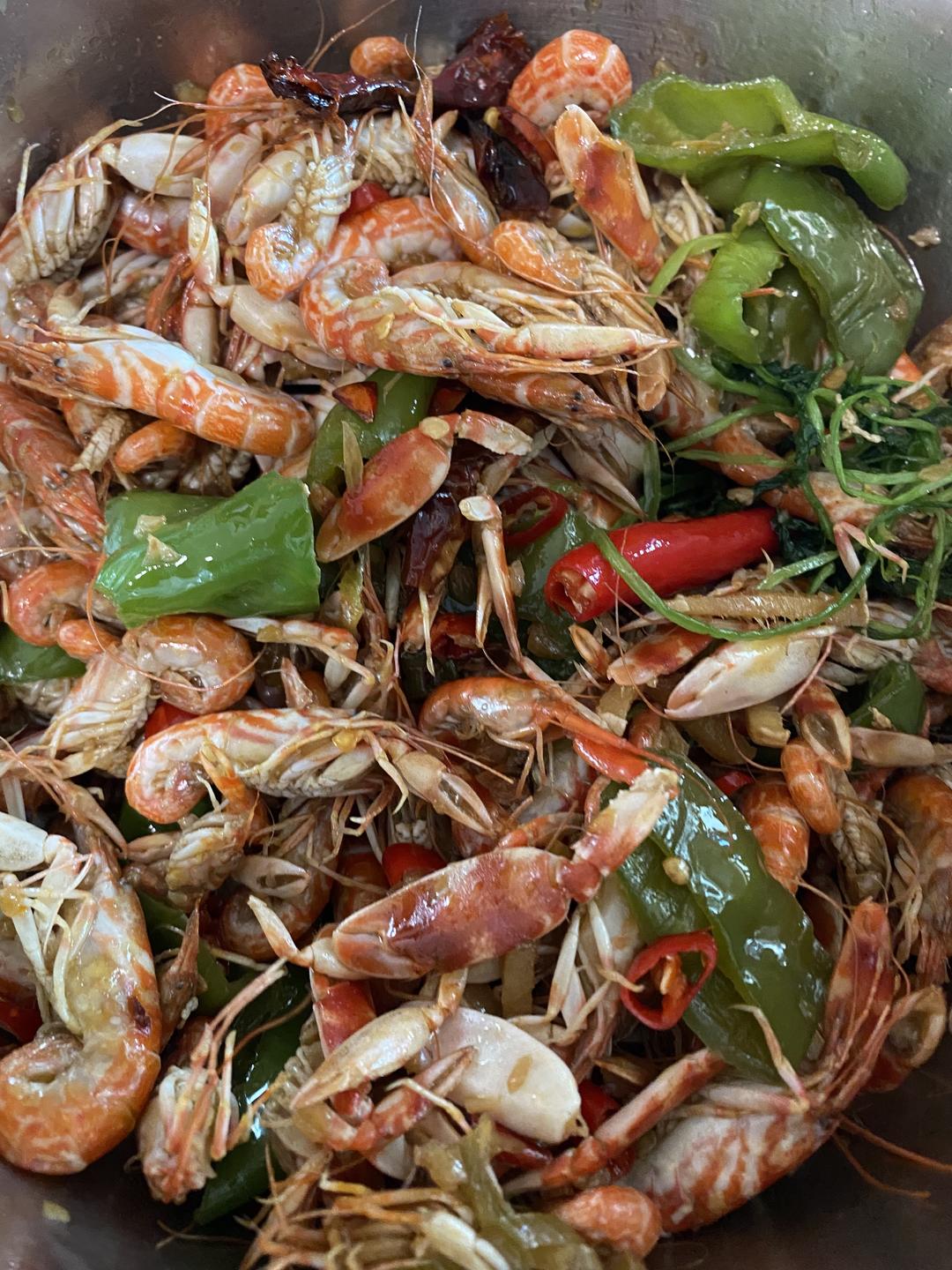 辣炒花腰子虾的做法