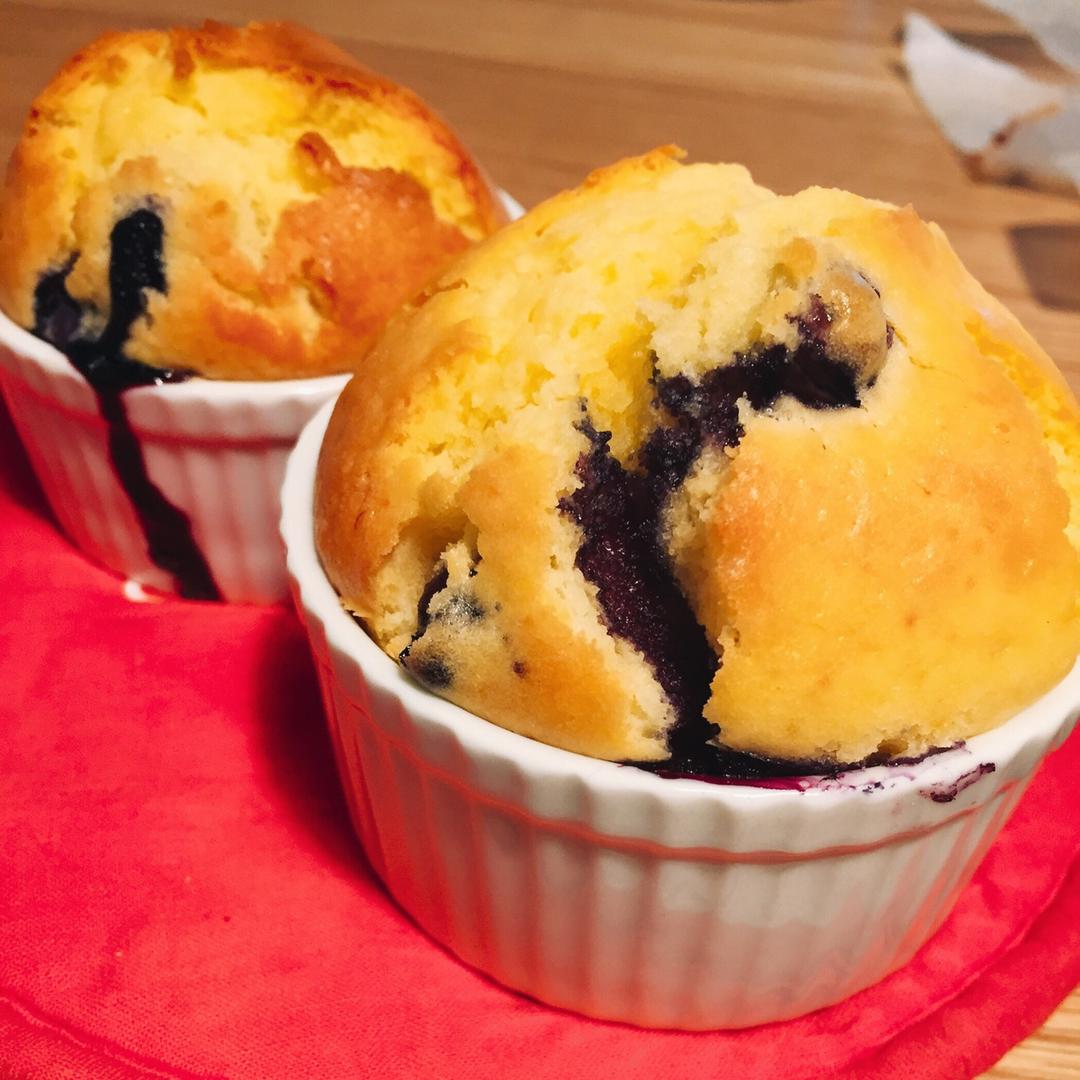 蓝莓玛芬蛋糕 Blueberry Muffin