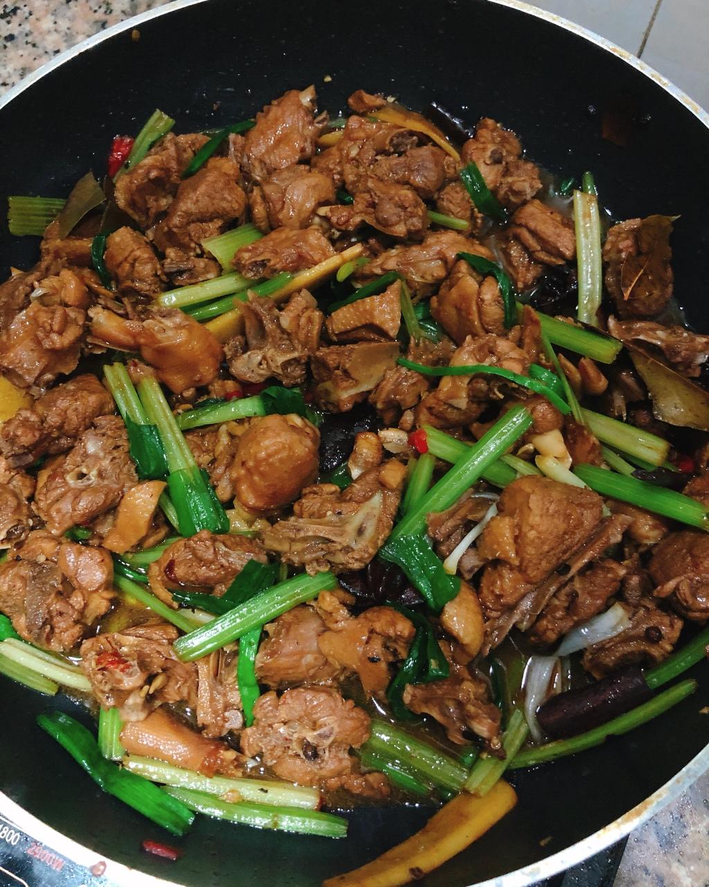 家常菜 啤酒鸭 winsis做的啤酒鸭 赞 鸭肉,啤酒,姜蒜,花椒,干红辣椒