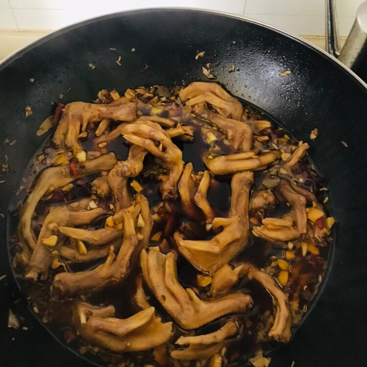 卤鸭掌不好吃你打我
