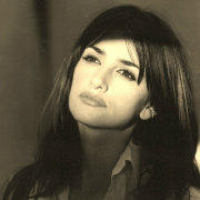 邻家木木拨千斤