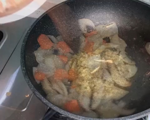 鸡腿咖喱紫米饭的做法 步骤5