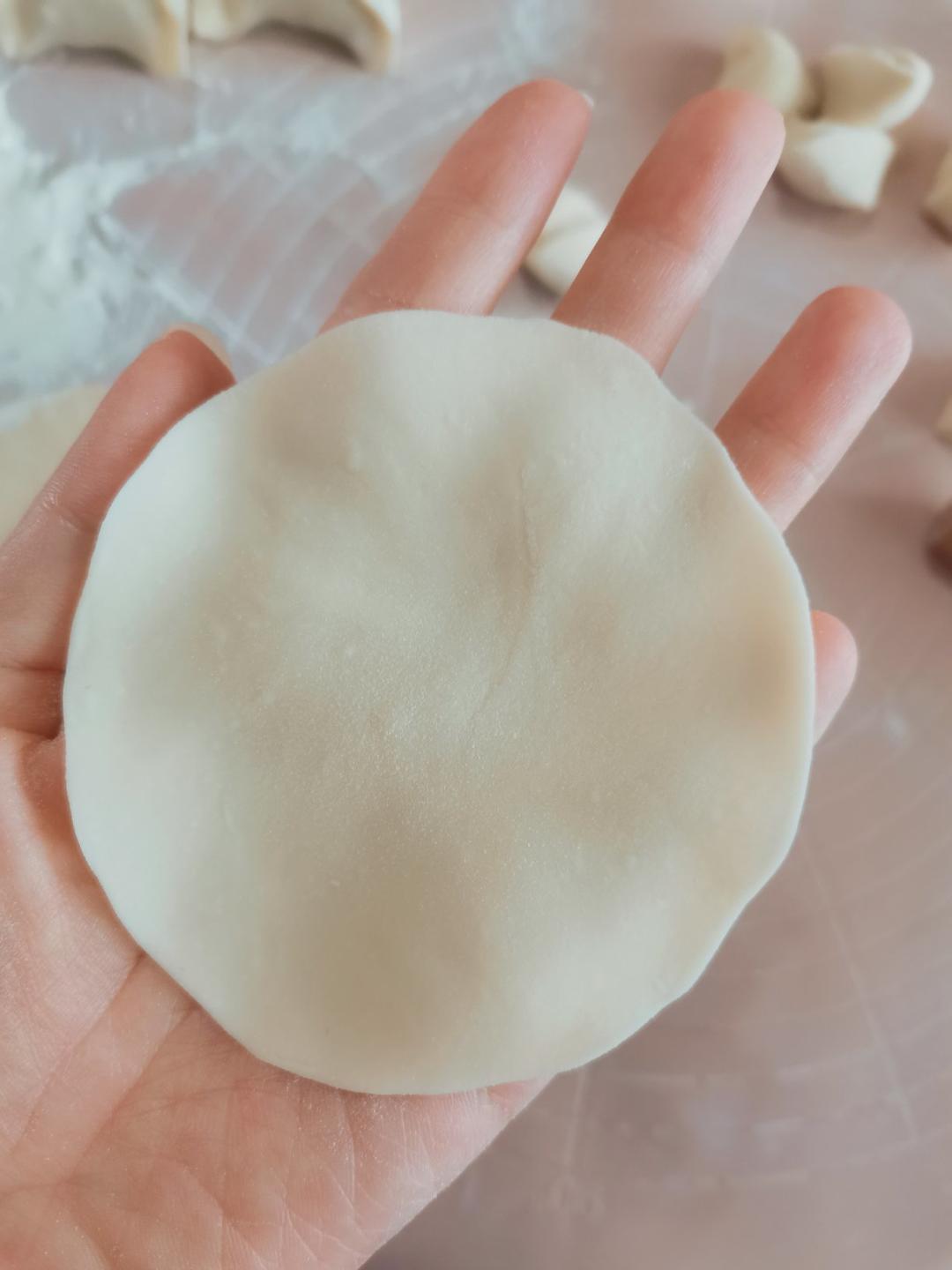 手工揉面三分钟，又韧又薄又好包的饺子皮