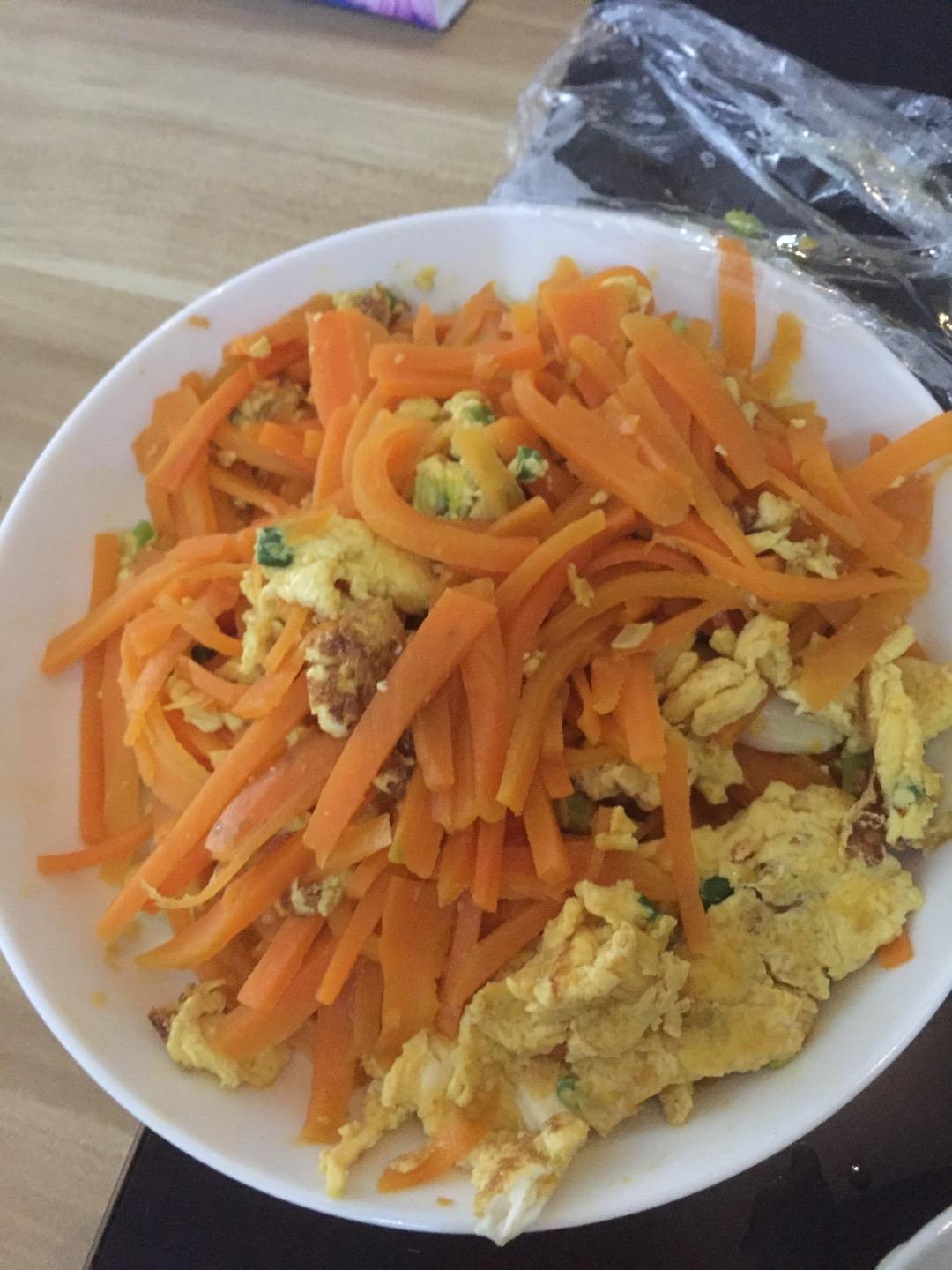 胡萝卜炒鸡蛋